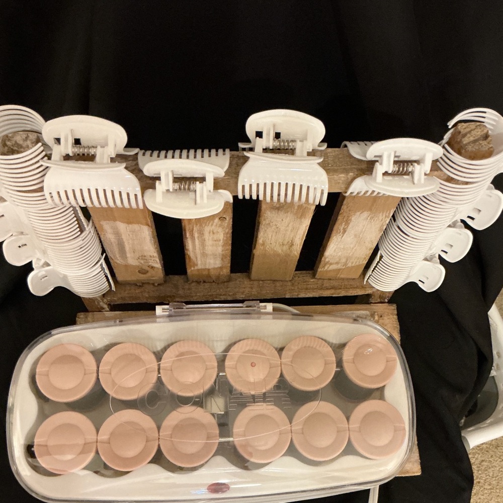 White and Tan Hair Roller Set - Picture 2 of 4